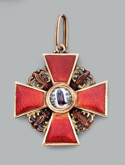 RUSSIE. Ordre de Sainte Anne: Croix en or...