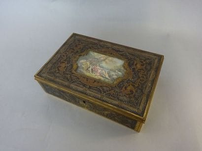 Boîte rectangulaire en métal argenté et doré,...
