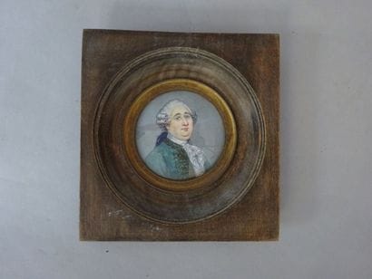 Portrait de Louis XVI en buste.Miniature...