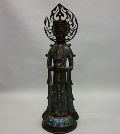CHINE
Statue de divinité debout en bronze...
