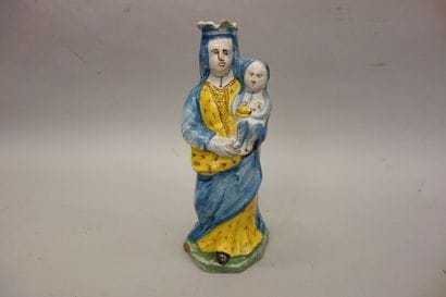 NEVERS
Vierge d'accouchée en faïence émaillée...