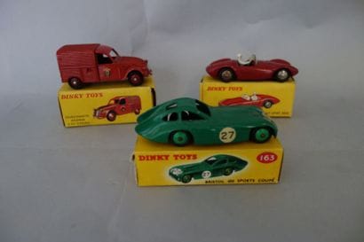 DINKY TOYS France
Lot: - Maserati Sport 2000...