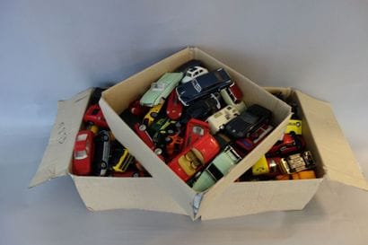 Important lot de voitures miniatures 1/43,...