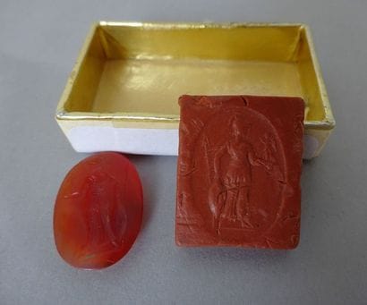 Belle intaille ovale. Gravée représentant...