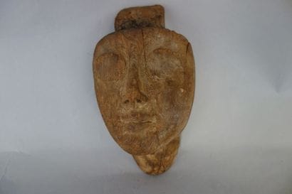 Masque-portrait funéraire. Bois décapé. Egypte,...