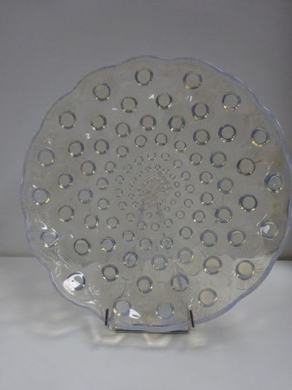 RENE LALIQUE (1860-1945)
Plumes de paon,...