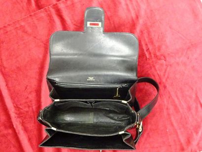 CELINE
Sac de dame en box noir, fermoir en...