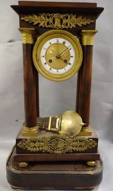 Pendule portique en bois naturel, acajou...