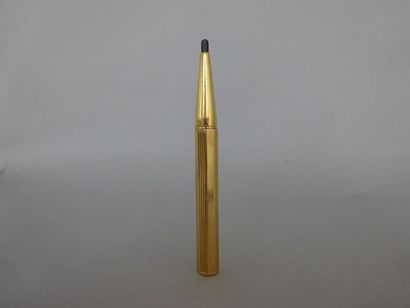 BOUCHERON
Porte-mine en or jaune (750) à...