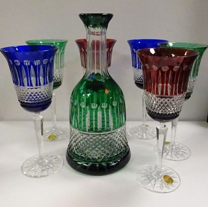 Service de 6 verres à vin en cristal coloré...