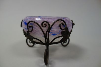 SCHNEIDER
Coupe de forme circulaire en verre...
