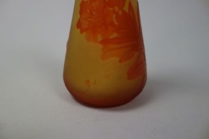 ÉTABLISSEMENTS GALLÉ
Vase soliflore de forme...