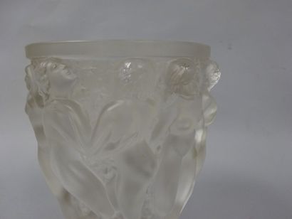 LALIQUE
Vase 