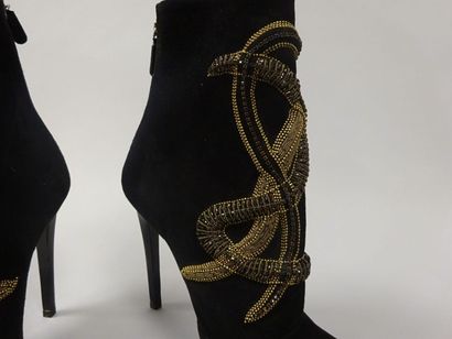 Barbara BUI Bottines à talons aiguilles en...