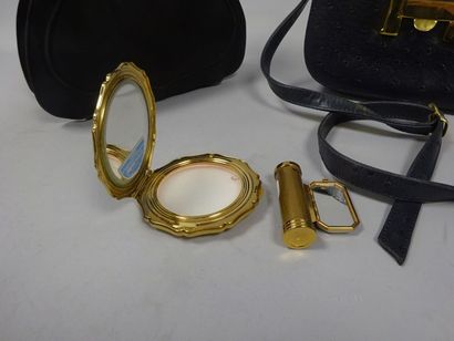 Lot de sacs et accessoires pour dame, comprenant:...