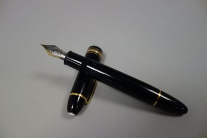 MONT BLANC
Stylo plume 146 Meisterstück,...