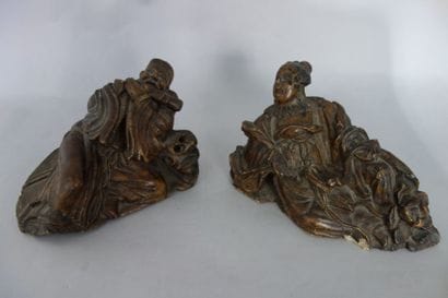 CHINE
Deux personnages allongés en stéatite...