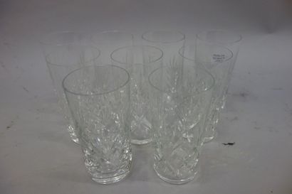 SAINT-LOUIS
Neuf verres à orangeade en cristal,...