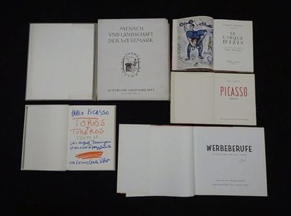Lot de cinq livres: - Pablo PICASSO. Toros...