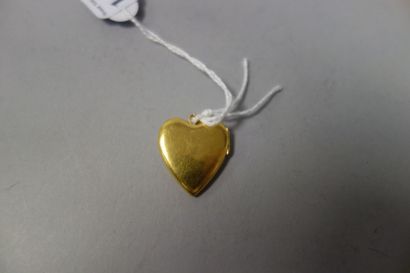 Pendentif coeur porte photo en or jaune (750)...