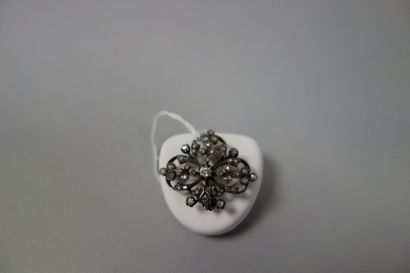 Petite broche 