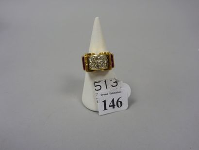 Bague Tank en or jaune (750) et platine (950)...
