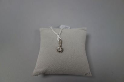Pendentif en platine (950) présentant un...