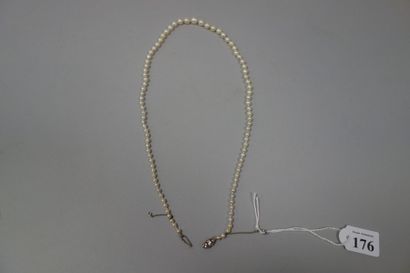 Collier de perles de culture en chute, fermoir...