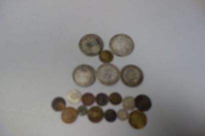 Lot : 

19 monnaies, écus et divisionnaires...