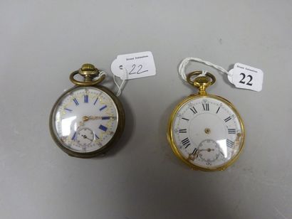 Lot comprenant :

- Montre de gousset en...