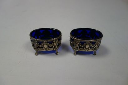 Paire de salières en argent (925) à décor...