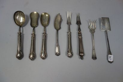 Ensemble de couverts de service à hors d'oeuvre,...