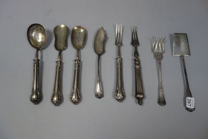 Ensemble de couverts de service à hors d'oeuvre,...