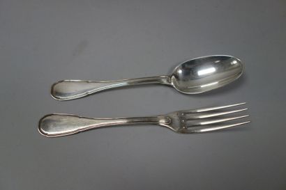 Huit couverts de table en argent (925) modèle...
