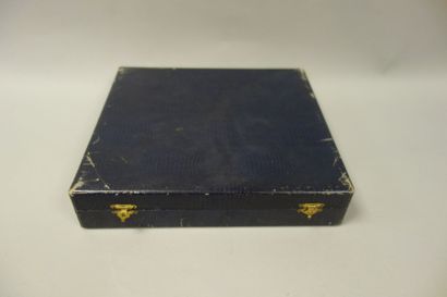 Huit couverts de table en argent (925) modèle...
