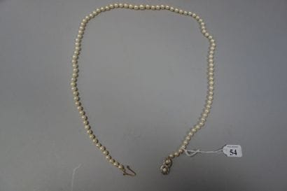 Long collier de perles de culture en légère...