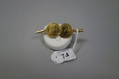 Broche barrette en or jaune (750) ornée de...