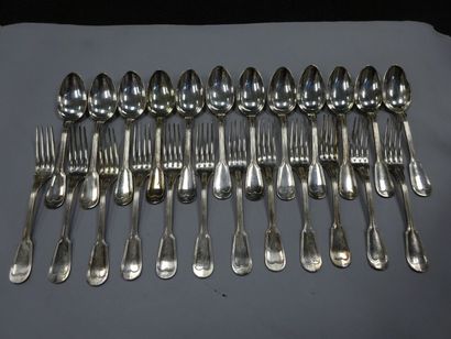 Poudrier rond à bordure godronnée en argent...
