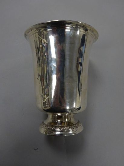 Timbale tulipe en argent (925) sur piédouche...
