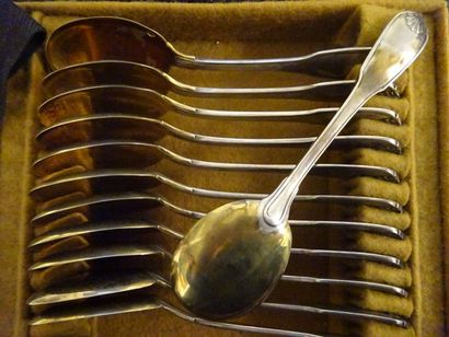 Suite de douze cuillères à glace en argent...