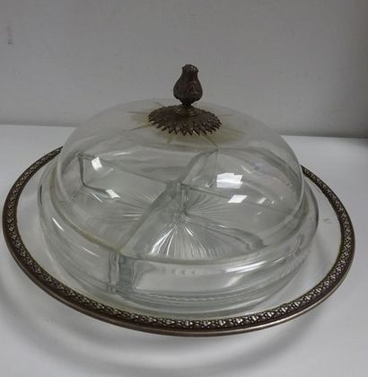 Plat à hors d'oeuvre en verre à cloche et...