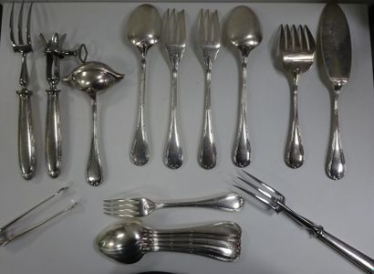 CHRISTOFLE

Partie de ménagère en métal argenté...