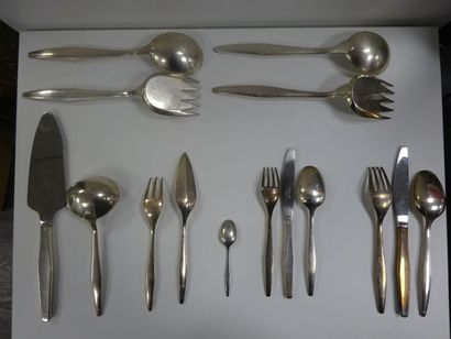 CHRISTOFLE 

Partie de ménagère en métal...