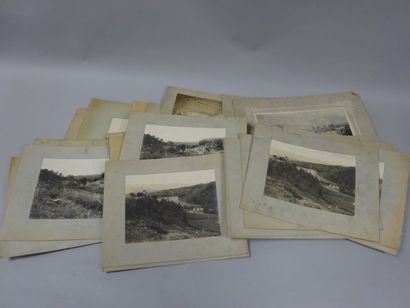 Lot de photographies en noir et blanc, d'édition,...