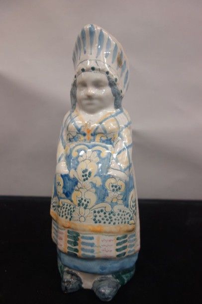 Pichet dit Jacqueline en faïence polychrome...