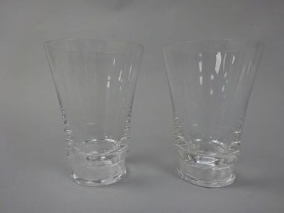 LALIQUE France2 verres du modèle 