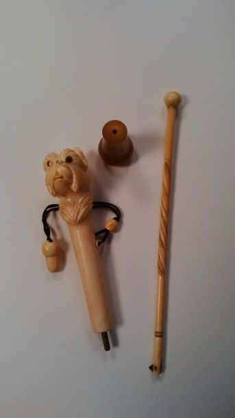 Pommeau de canne en ivoire sculpté d'une...