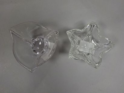 DAUM France
Deux salières en cristal, signées.

Dim....