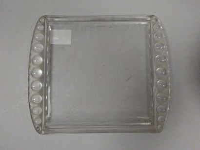 LALIQUE FRANCE
Plat de service à liqueur.

Epreuve...