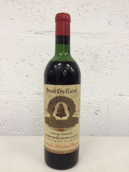 CHATEAU L’ANGELUS GRAND CRU CLASSÉ
1 bouteille,...